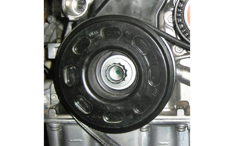 Zusatzbild 5 Kurbel- u. Nockenwellen-Arretierwerkzeug VAG 1.012v/1.2/1.4/1.6 16V